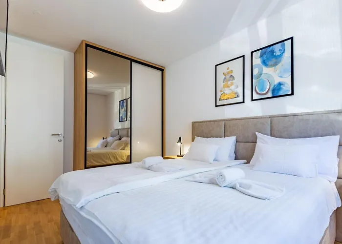 Fanny One Bedroom