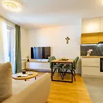 Fanny One Bedroom Appartement *